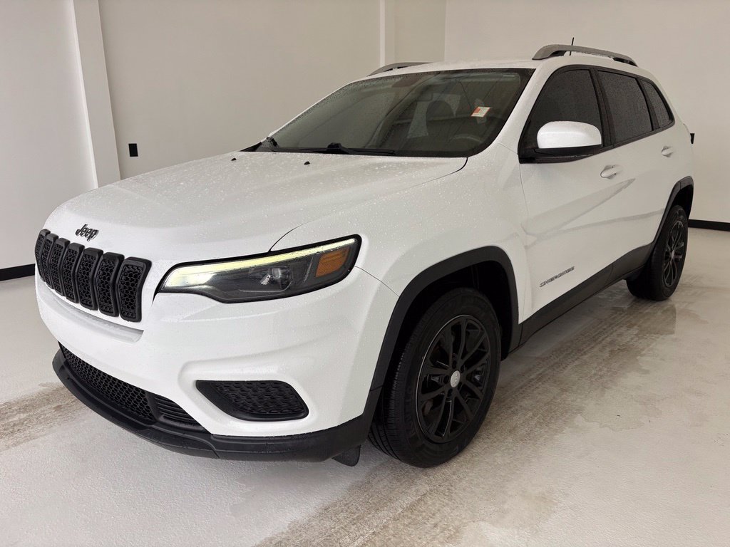 Used 2020 Jeep Cherokee Latitude FWD image 14
