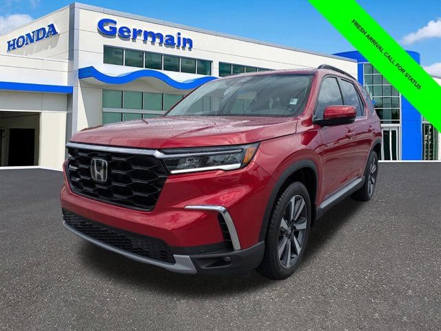 Used 2025 Honda Pilot Touring video 1