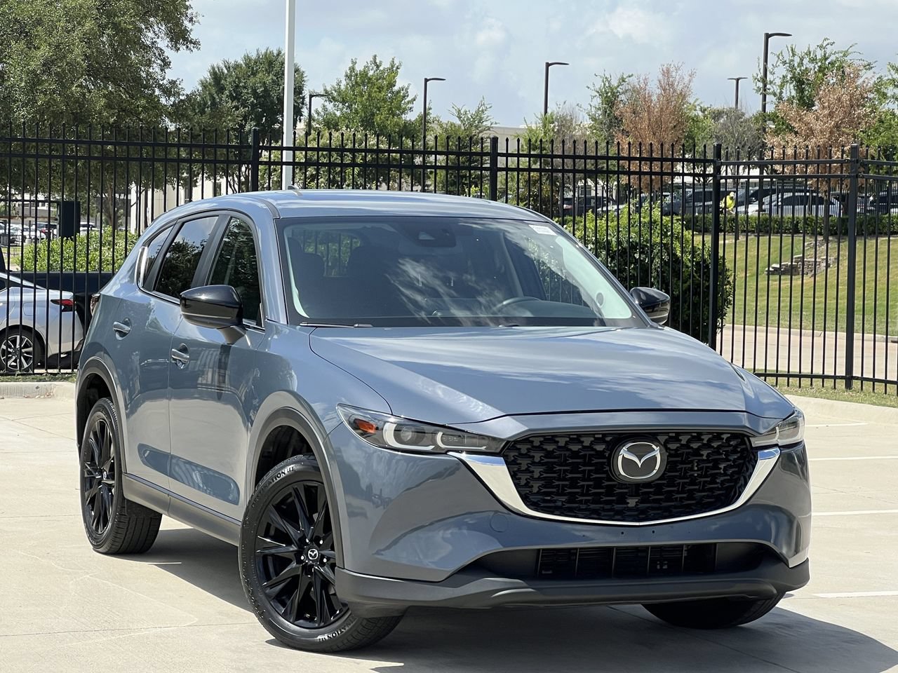Used 2025 MAZDA CX-5 Carbon Edition AWD/4WD image 2
