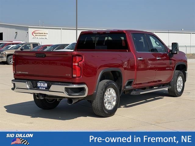Used 2025 Chevrolet Silverado 2500 LTZ w/ LTZ Premium Package AWD/4WD image 4