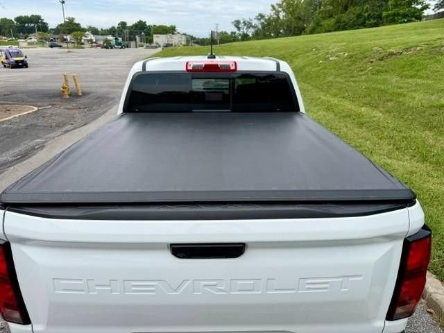 Used 2023 Chevrolet Colorado Z71 w/ Z71 Convenience Package 2 AWD/4WD image 5