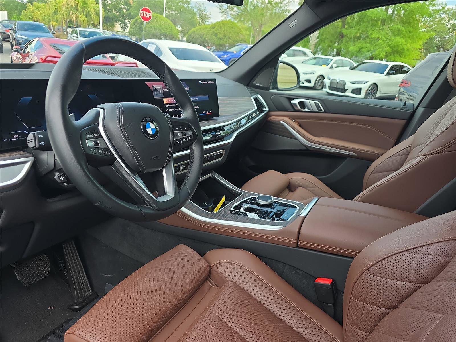 Used 2024 BMW X5 xDrive40i w/ Premium Package AWD/4WD image 14