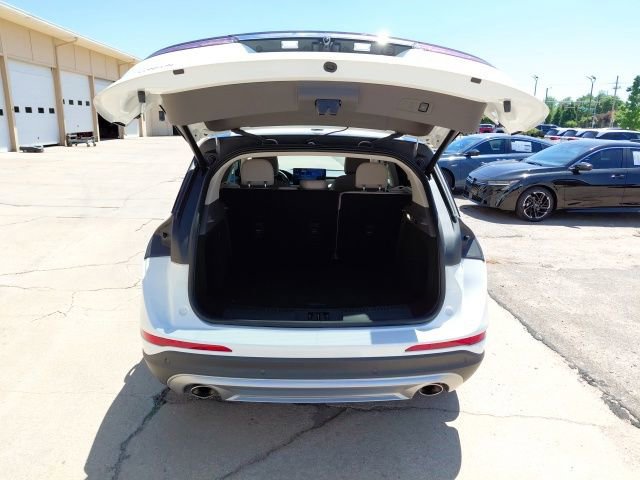 Used 2023 Lincoln Corsair FWD w/ Equipment Group 101A image 29