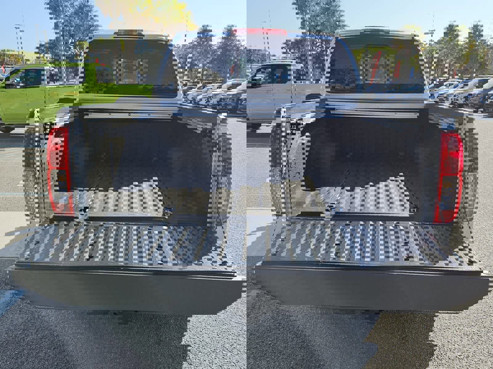 Used 2019 Nissan Frontier SV w/ Value Truck Package image 6