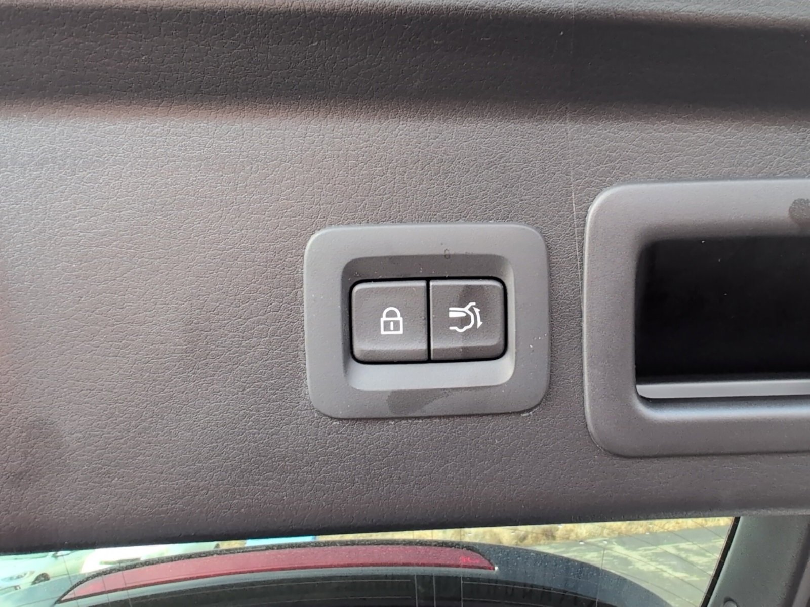 Certified 2025 MAZDA CX-30 AWD 2.5 S w/ Premium Package image 14