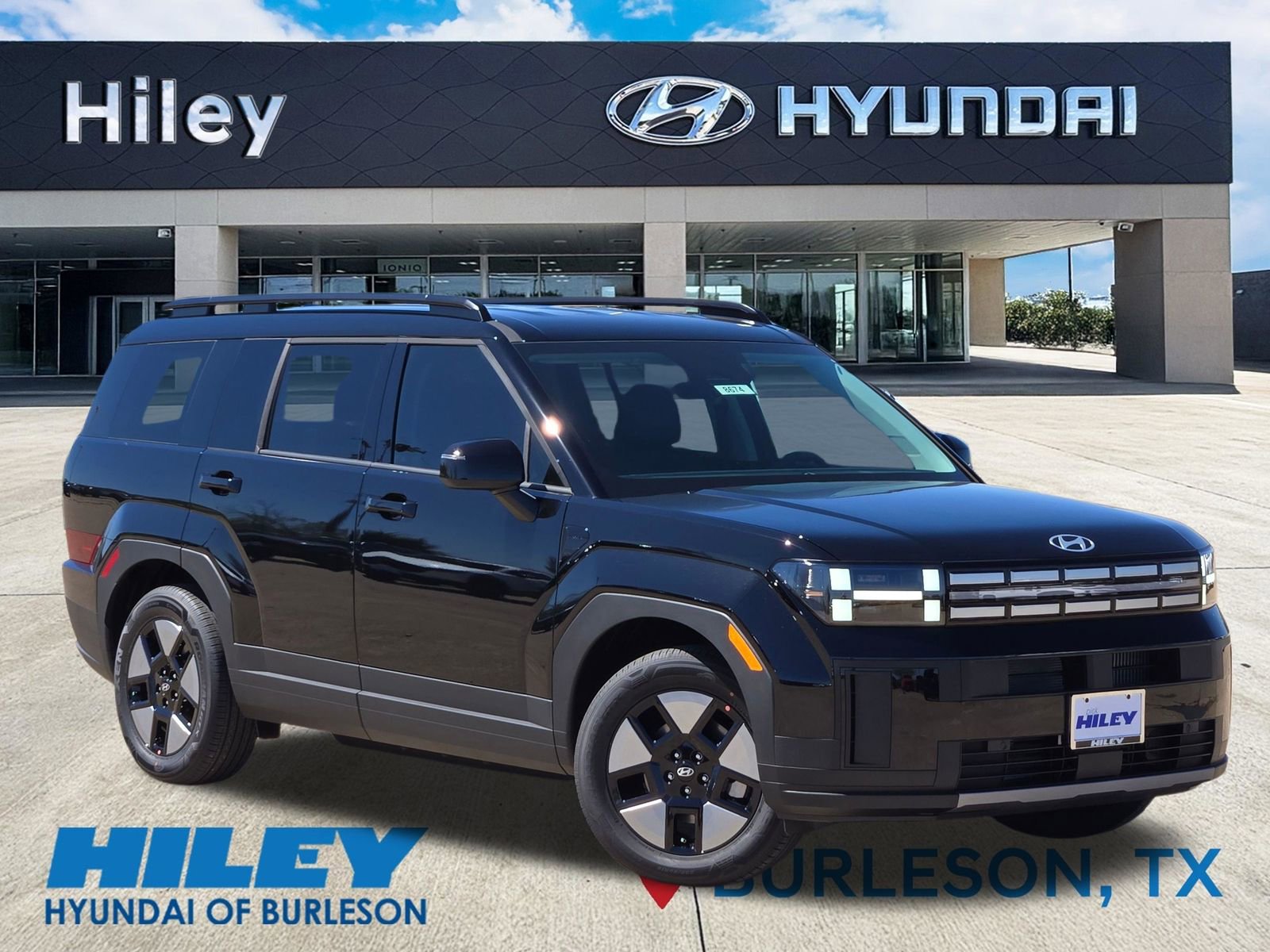 New 2026 Hyundai Santa Fe SEL FWD image 2