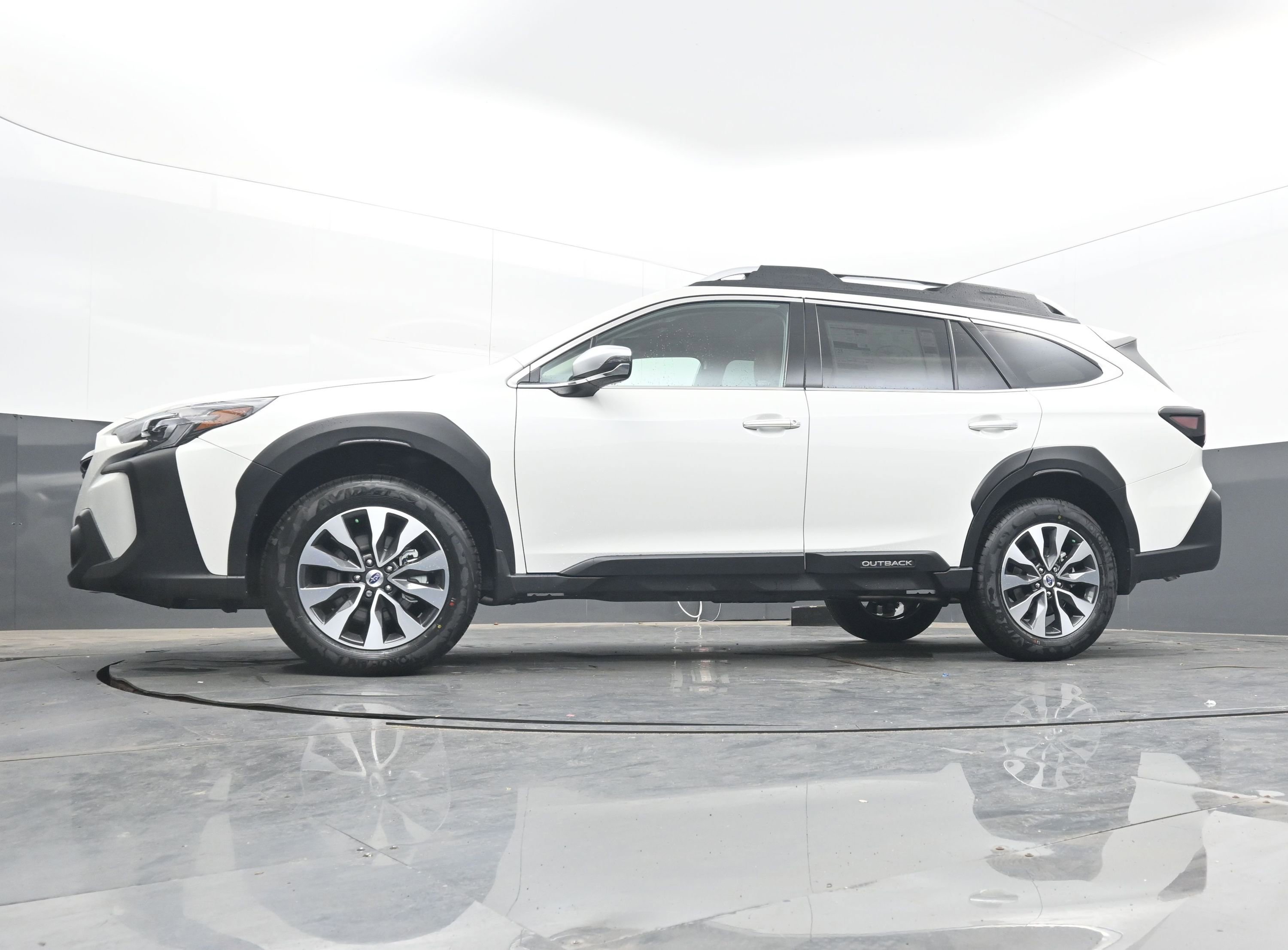 New 2025 Subaru Outback Touring XT image 25