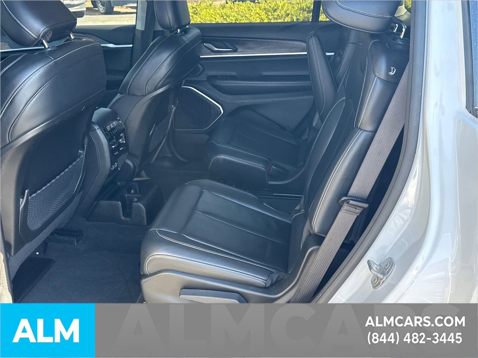 Used 2022 Jeep Grand Cherokee L Limited image 28