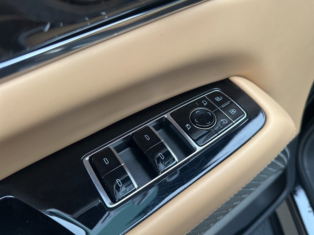 Used 2025 Cadillac Escalade IQ Sport 2 image 15