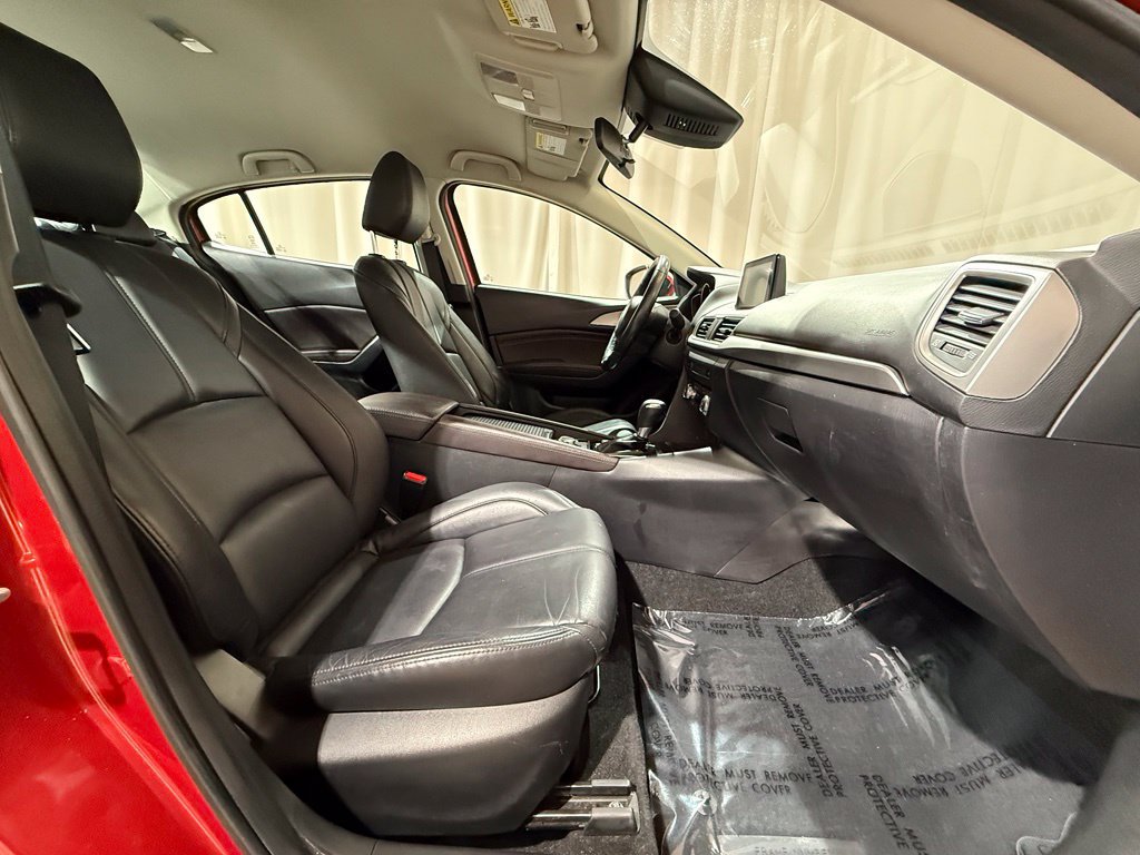 Used 2017 MAZDA MAZDA3 Touring FWD image 19