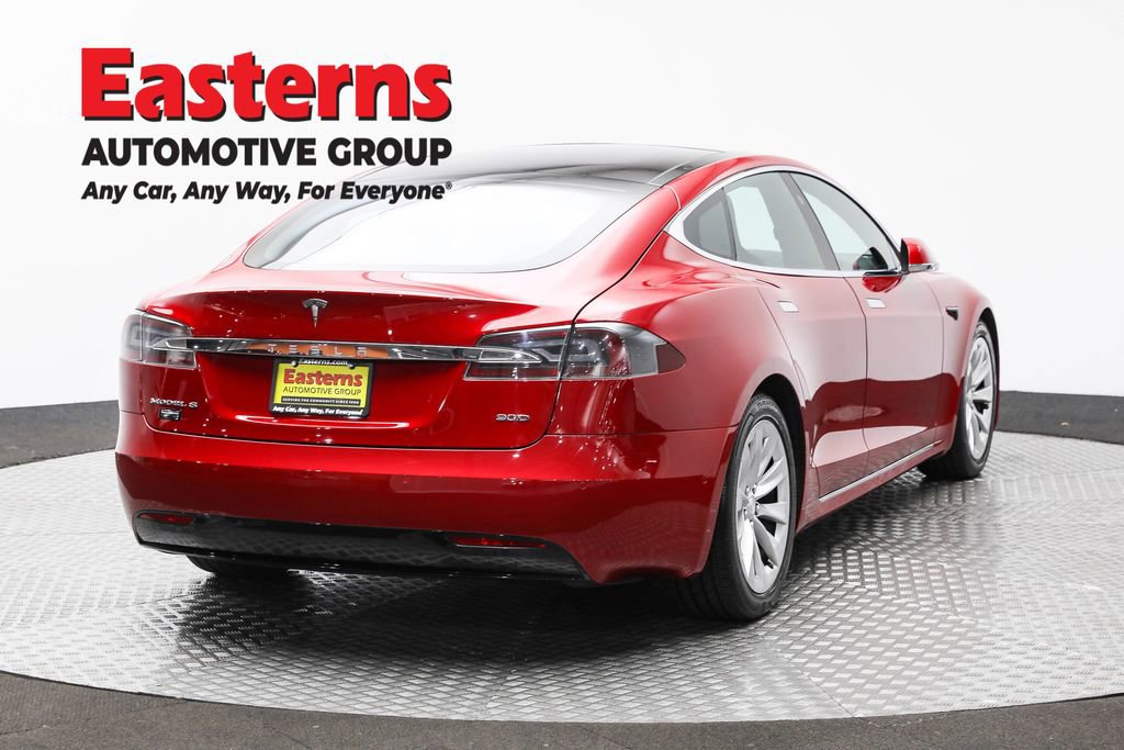 Used 2016 Tesla Model S 90D image 5