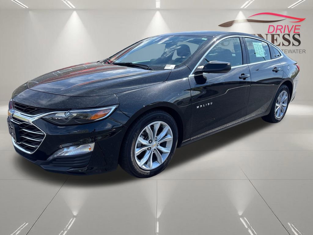 Used 2025 Chevrolet Malibu LT FWD image 4
