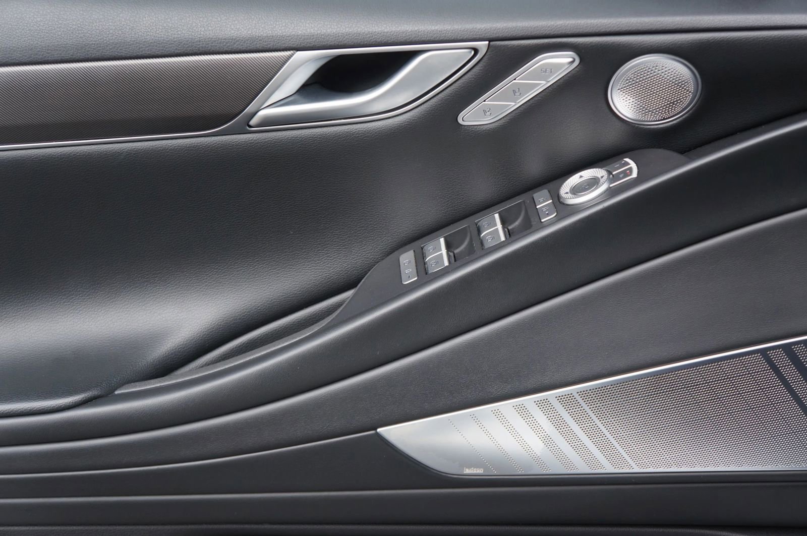 Used 2022 Genesis G80 3.5T Sport image 26