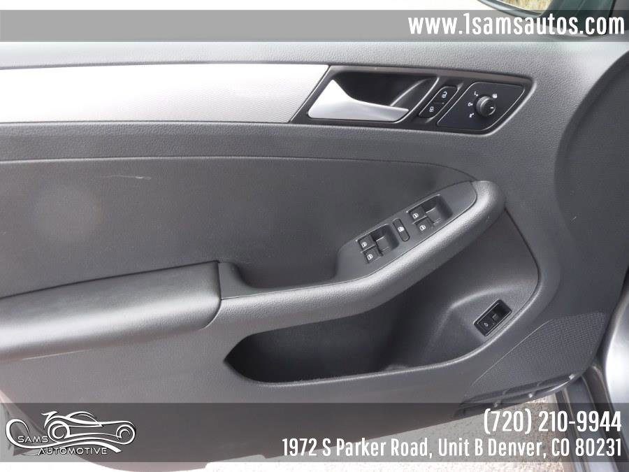 Used 2018 Volkswagen Jetta Wolfsburg Edition FWD image 35