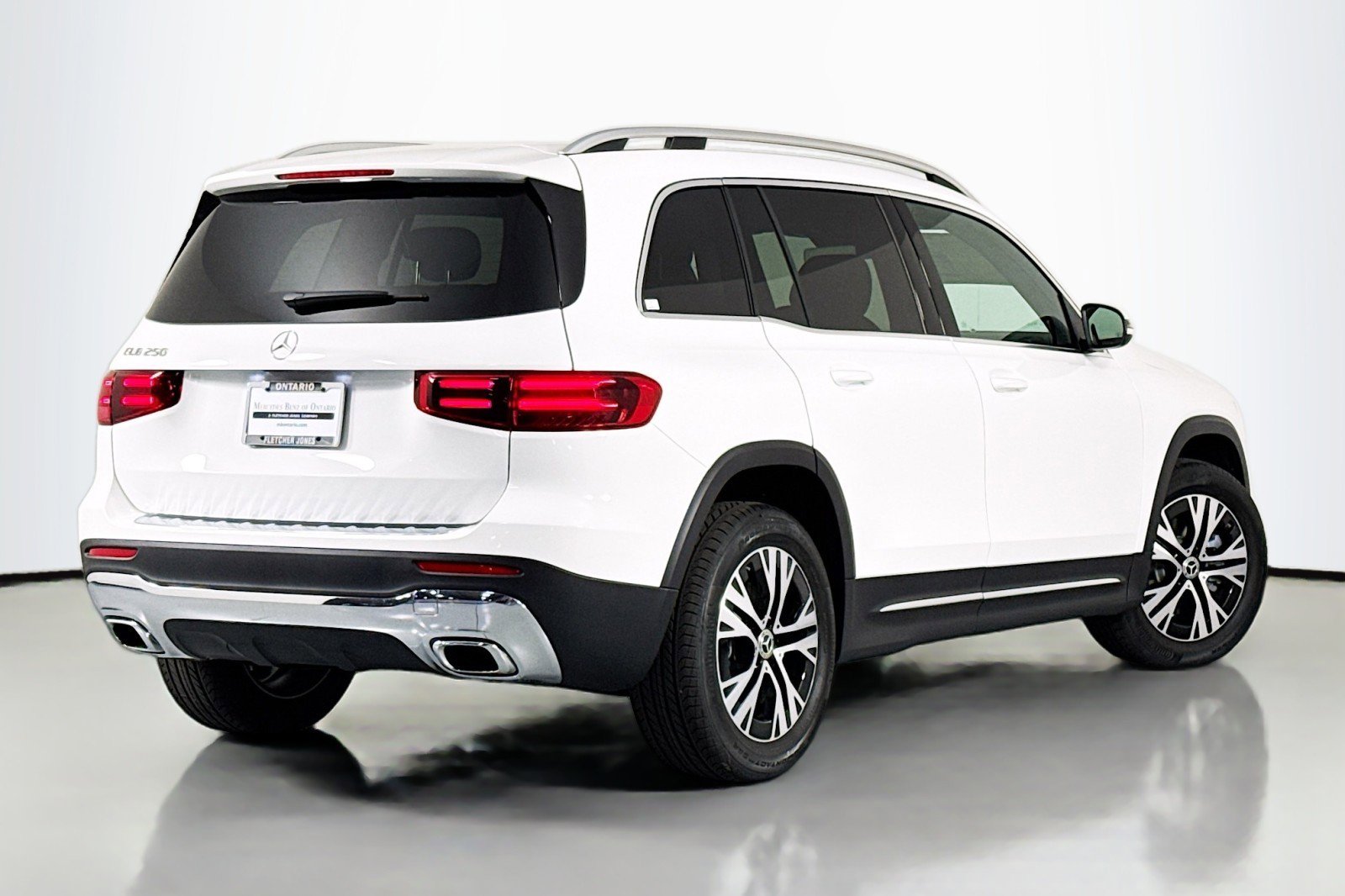 New 2026 Mercedes-Benz GLB 250 image 11