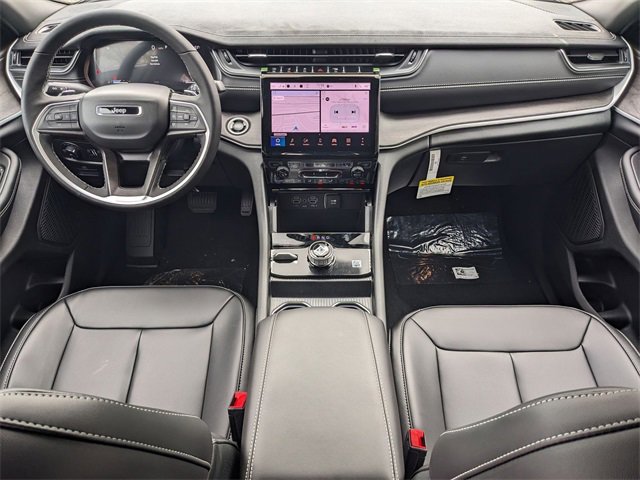 New 2025 Jeep Grand Cherokee Limited image 13