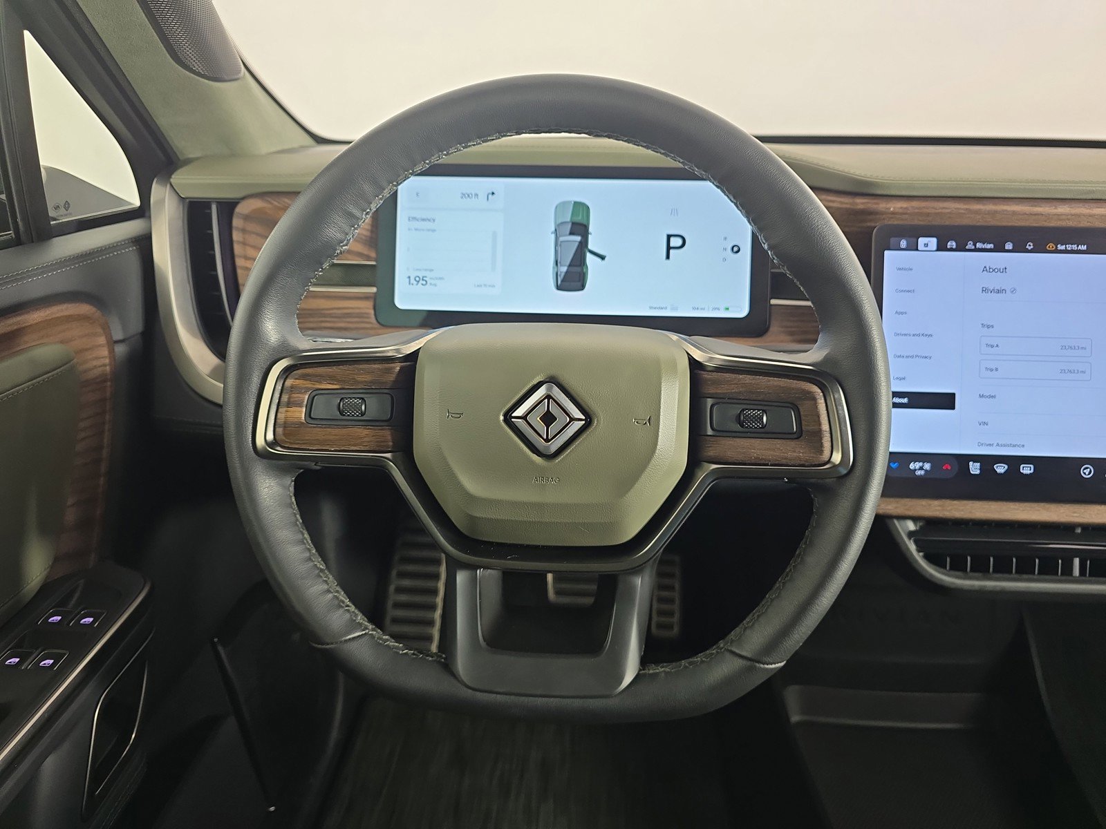 Used 2024 Rivian R1S Adventure AWD/4WD image 28