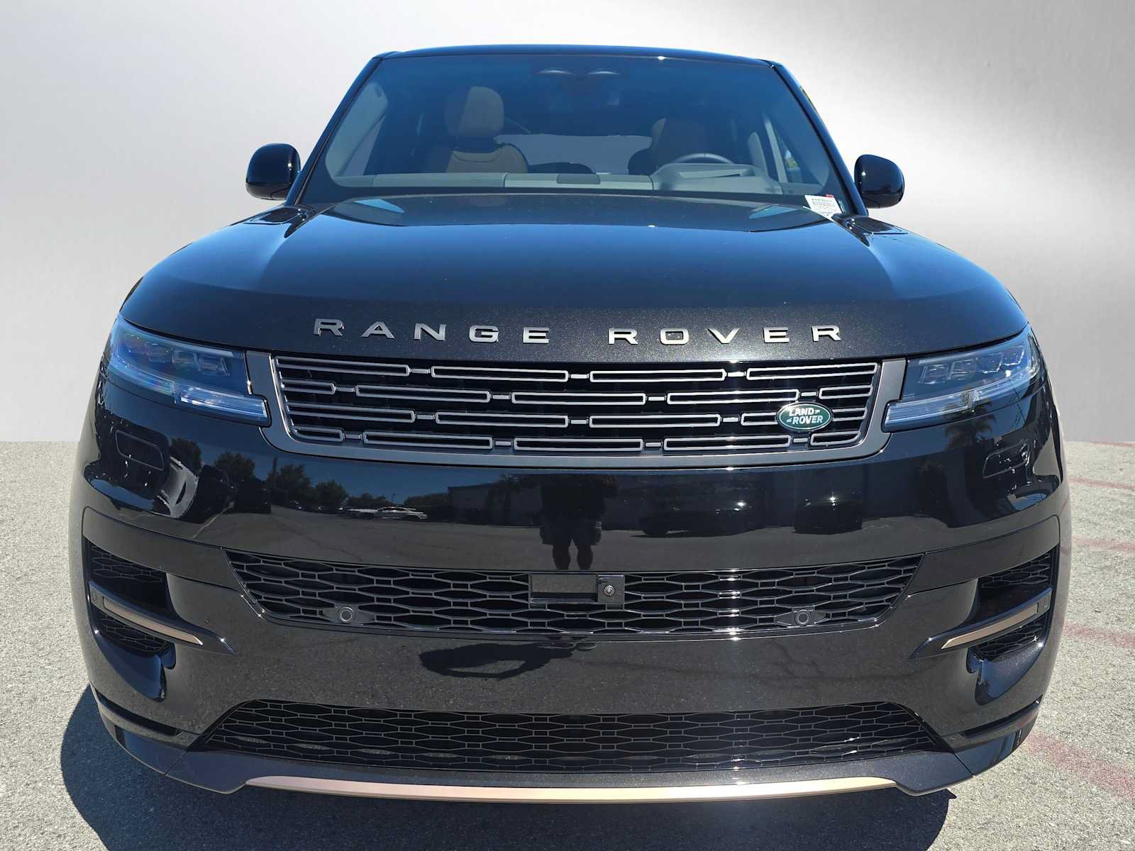New 2026 Land Rover Range Rover Sport Dynamic SE AWD/4WD image 8