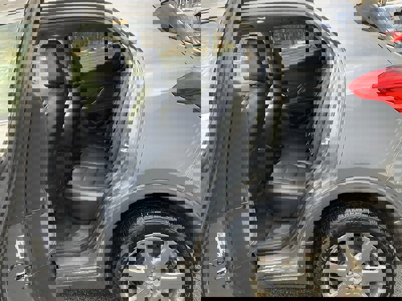 Used 2014 Buick Encore Premium image 11