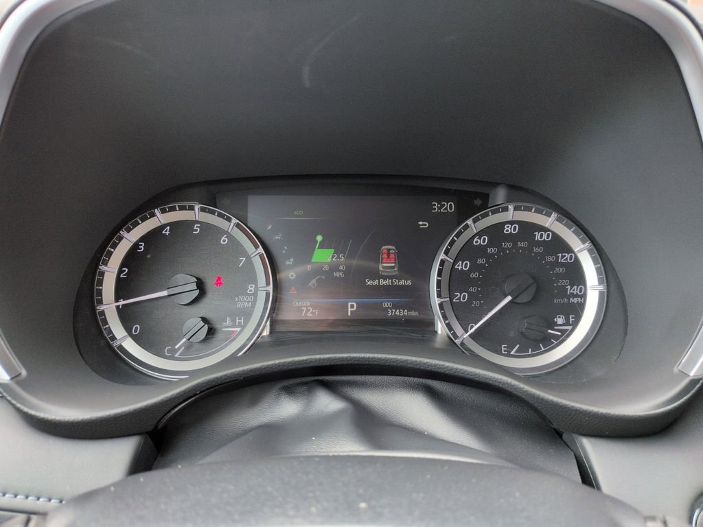 Used 2023 Toyota Highlander XLE image 15