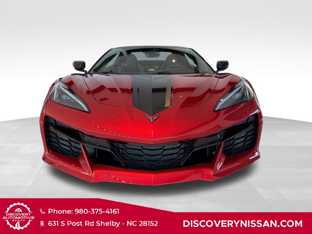 Used 2025 Chevrolet Corvette E-Ray AWD/4WD image 2