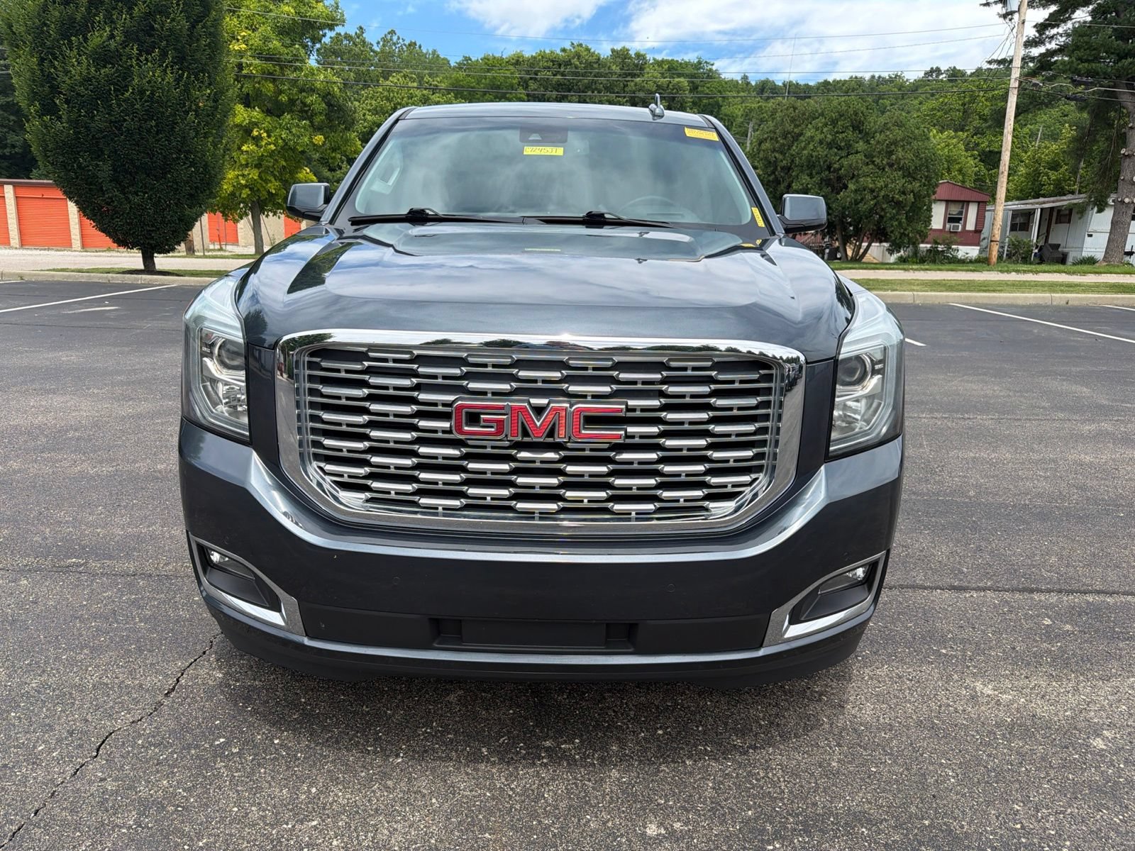Used 2019 GMC Yukon XL Denali w/ Denali Ultimate Package AWD/4WD image 8