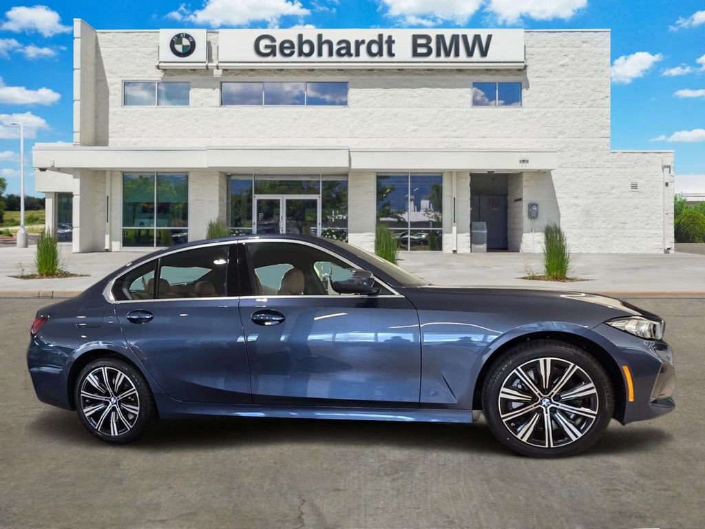 New 2026 BMW 330i xDrive Sedan w/ Convenience Package image 4