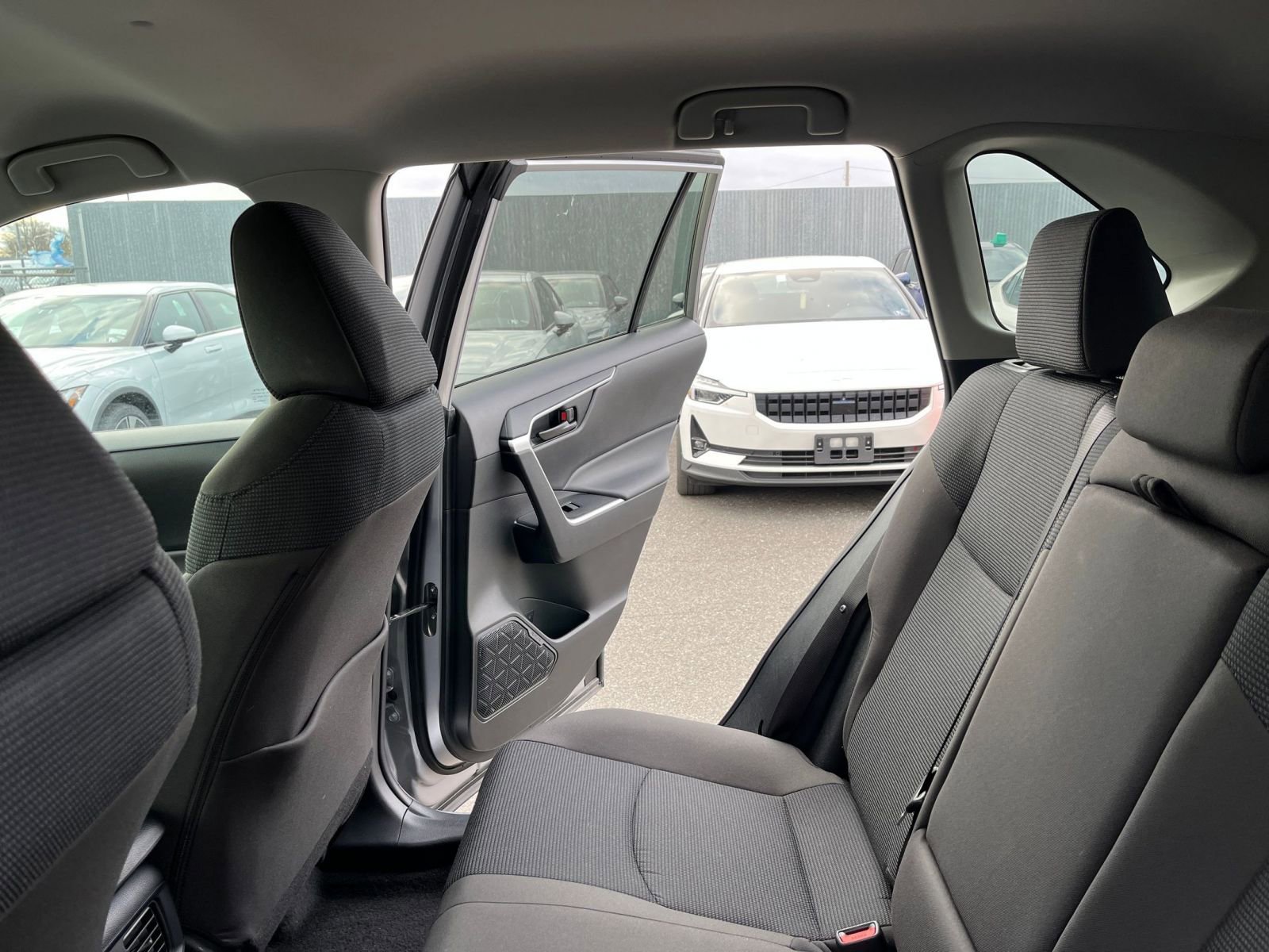 Used 2025 Toyota RAV4 LE image 38