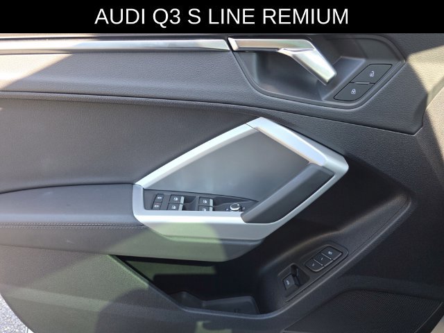 Used 2024 Audi Q3 2.0T Premium AWD/4WD image 25