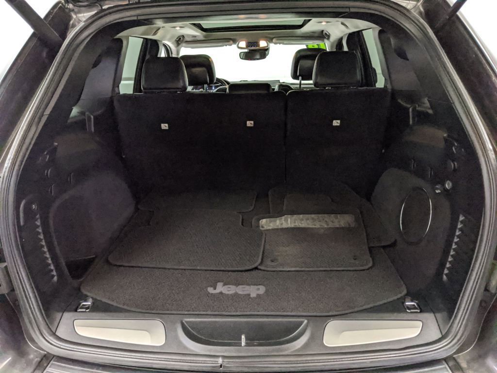 Used 2018 Jeep Grand Cherokee Summit image 24
