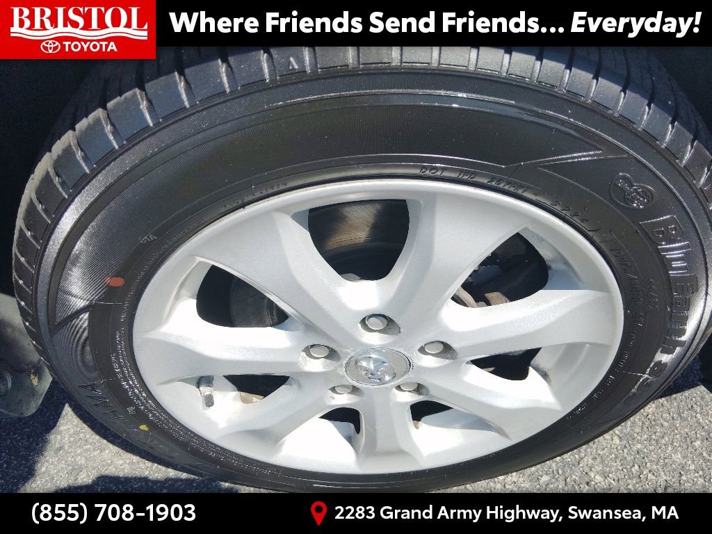 Used 2011 Toyota Camry LE w/ LE Extra-Value Pkg FWD image 9