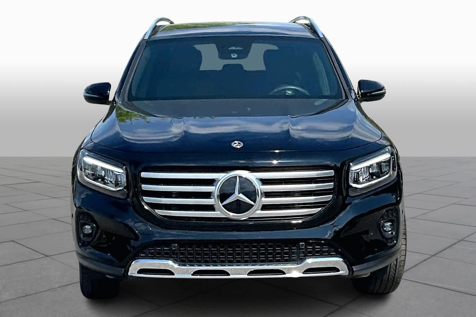 Certified 2024 Mercedes-Benz GLB 250 image 4