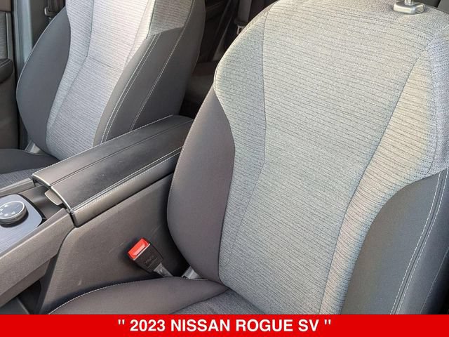 Used 2023 Nissan Rogue SV AWD/4WD image 15
