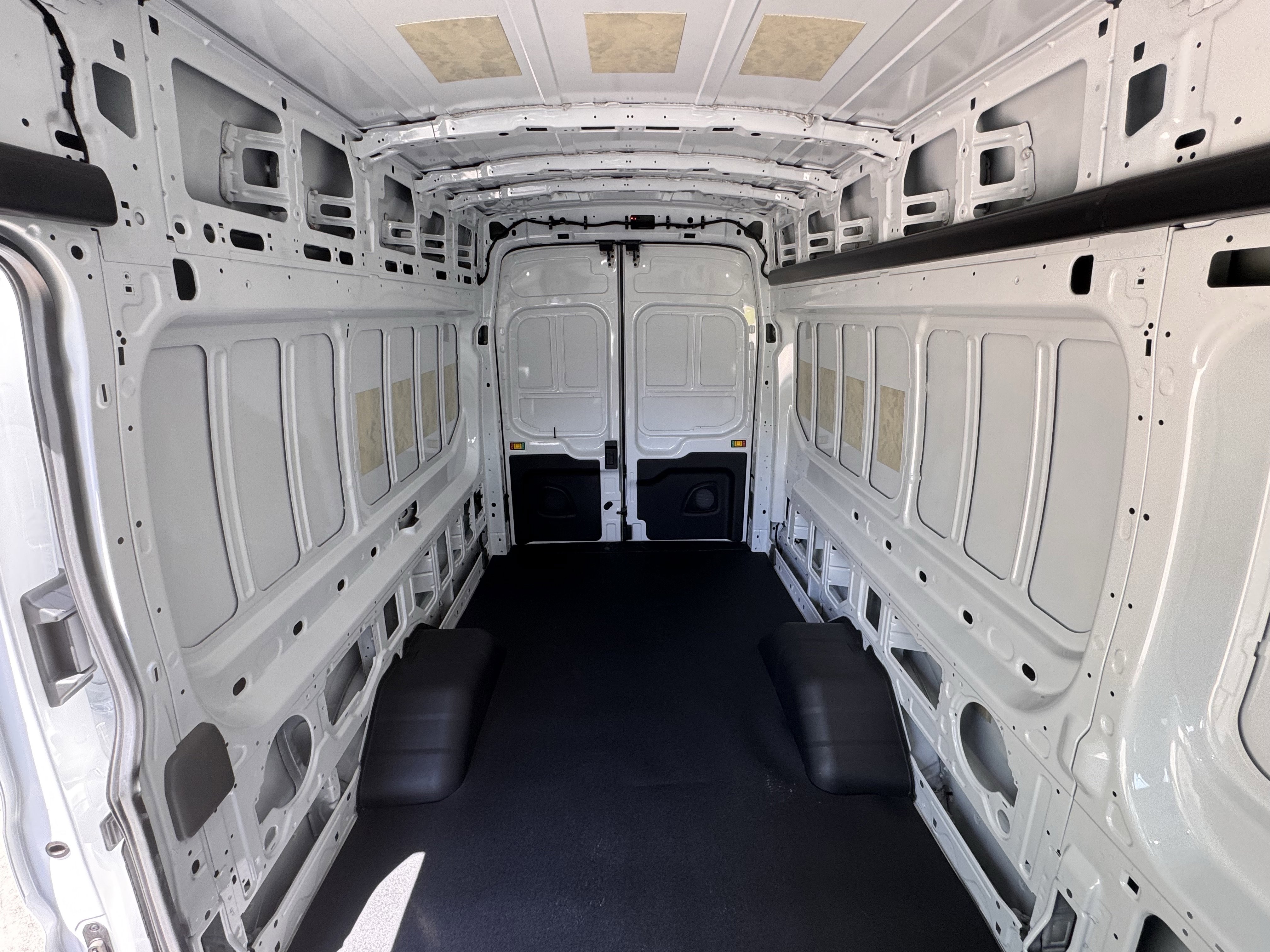 New 2026 Ford Transit 350 148 High Roof Extended DRW RWD image 20