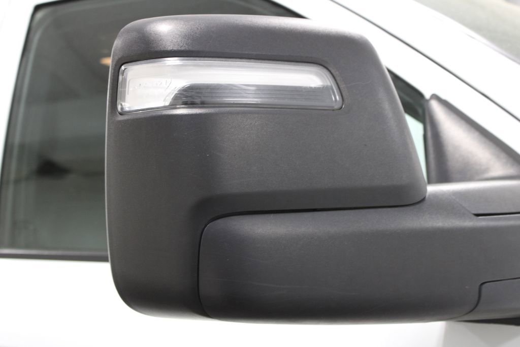 Used 2024 RAM 2500 Tradesman w/ Chrome Appearance Group image 14