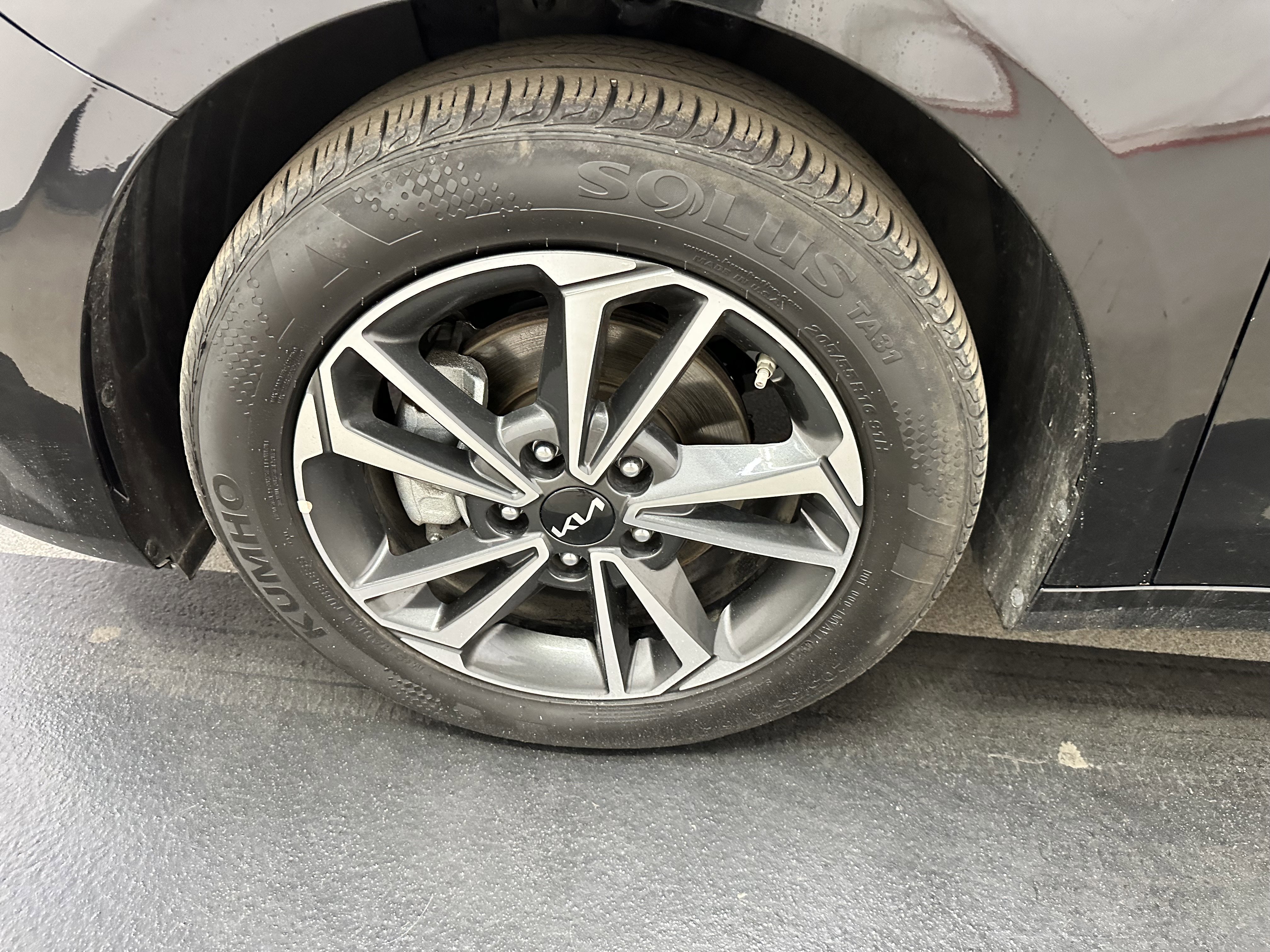 Used 2024 Kia Forte LXS image 59