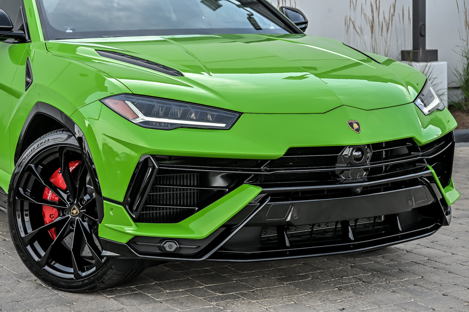 Used 2024 Lamborghini Urus S AWD/4WD image 2