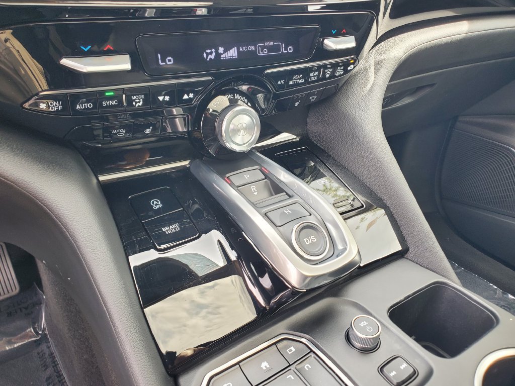 Used 2024 Acura MDX FWD image 33