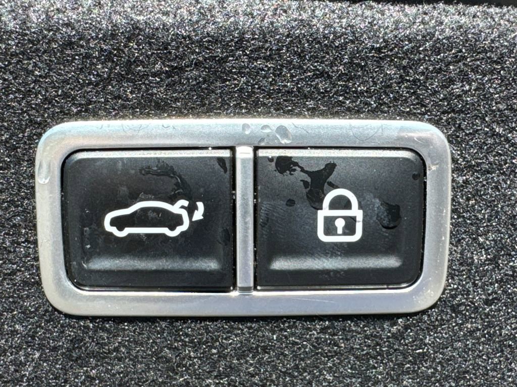 Used 2022 Genesis G80 2.5T w/ Prestige Package image 19