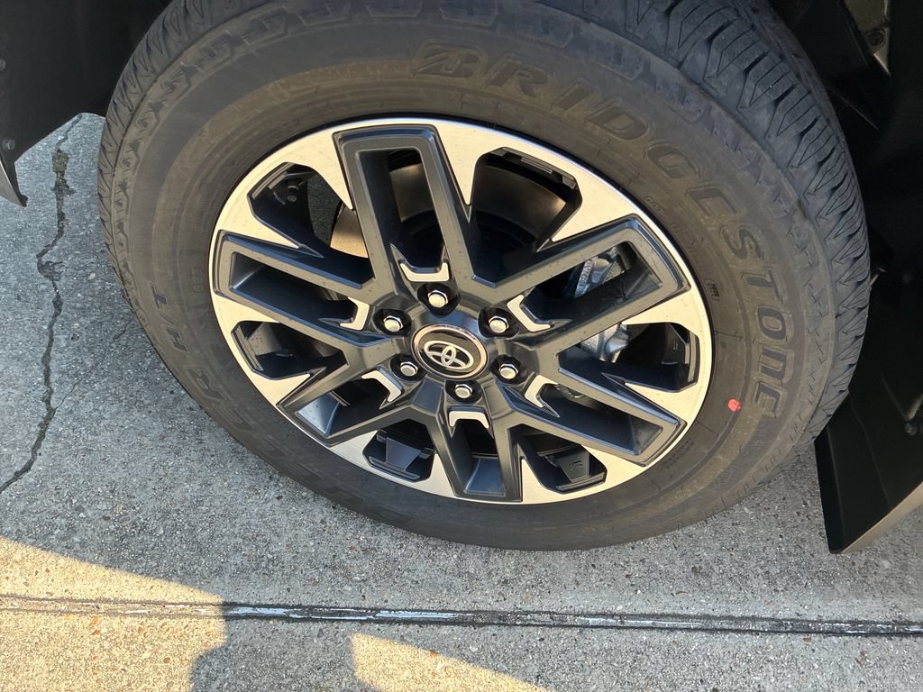 New 2026 Toyota Tundra Limited AWD/4WD image 40