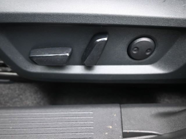 Used 2025 Nissan Rogue SV FWD image 33