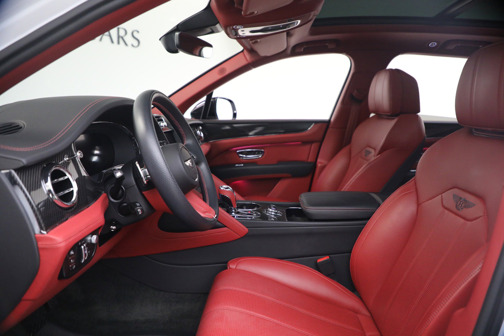 Used 2023 Bentley Bentayga AWD/4WD image 20