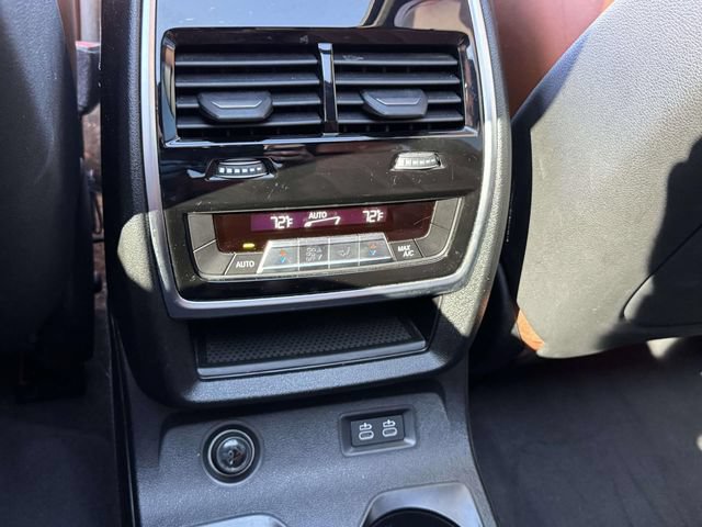 Used 2021 BMW X7 M50i AWD/4WD image 19