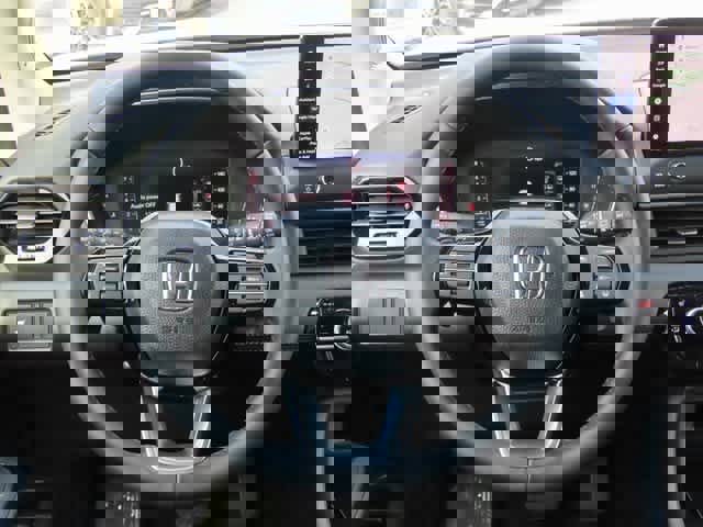 New 2026 Honda Pilot Touring image 22