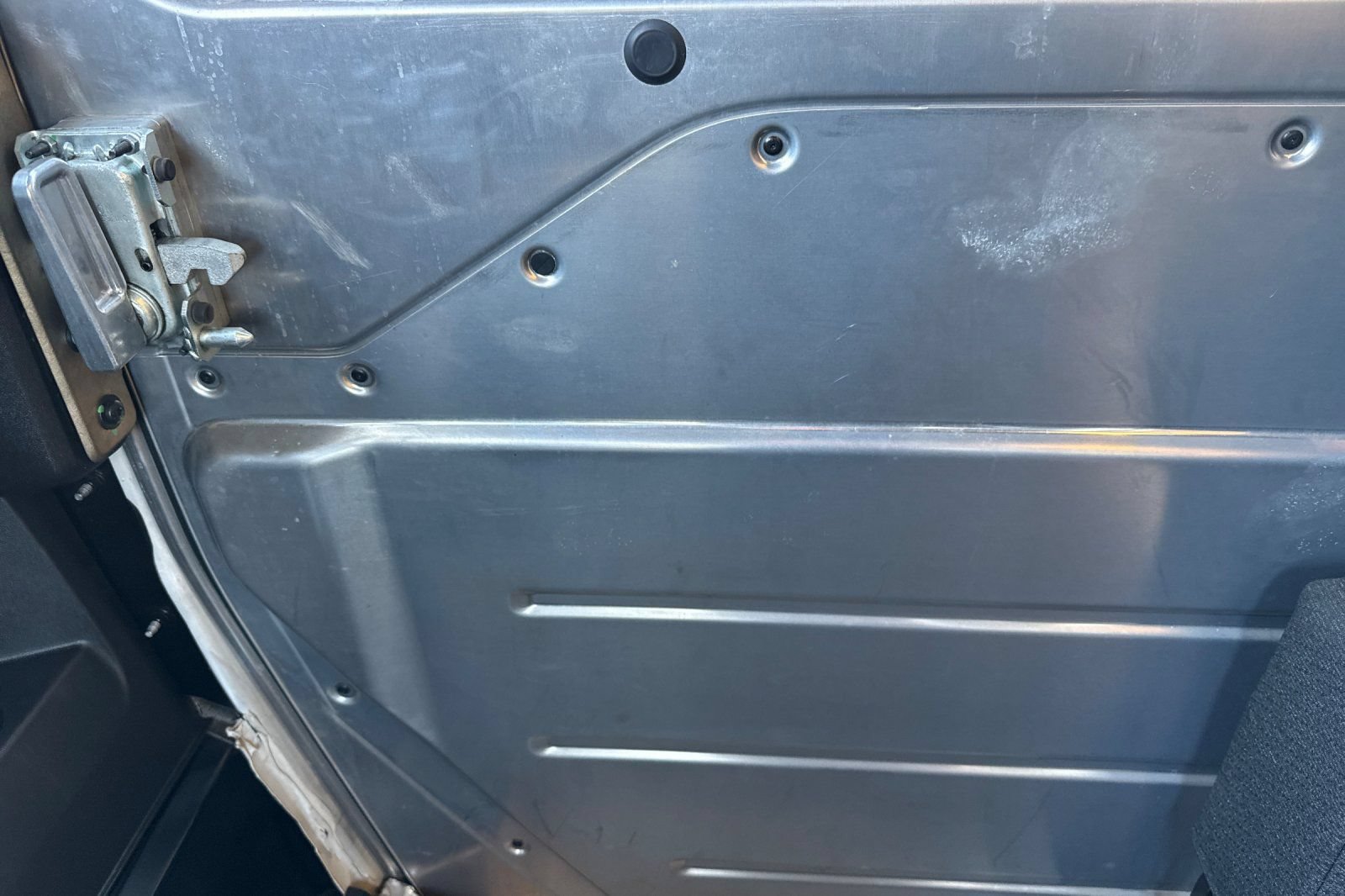 Used 2023 Chevrolet Brightdrop 600 w/ Active Safety Package 2 AWD/4WD image 17