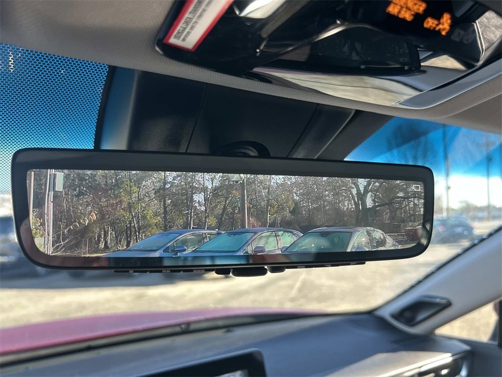 Used 2023 Toyota Venza Limited image 18