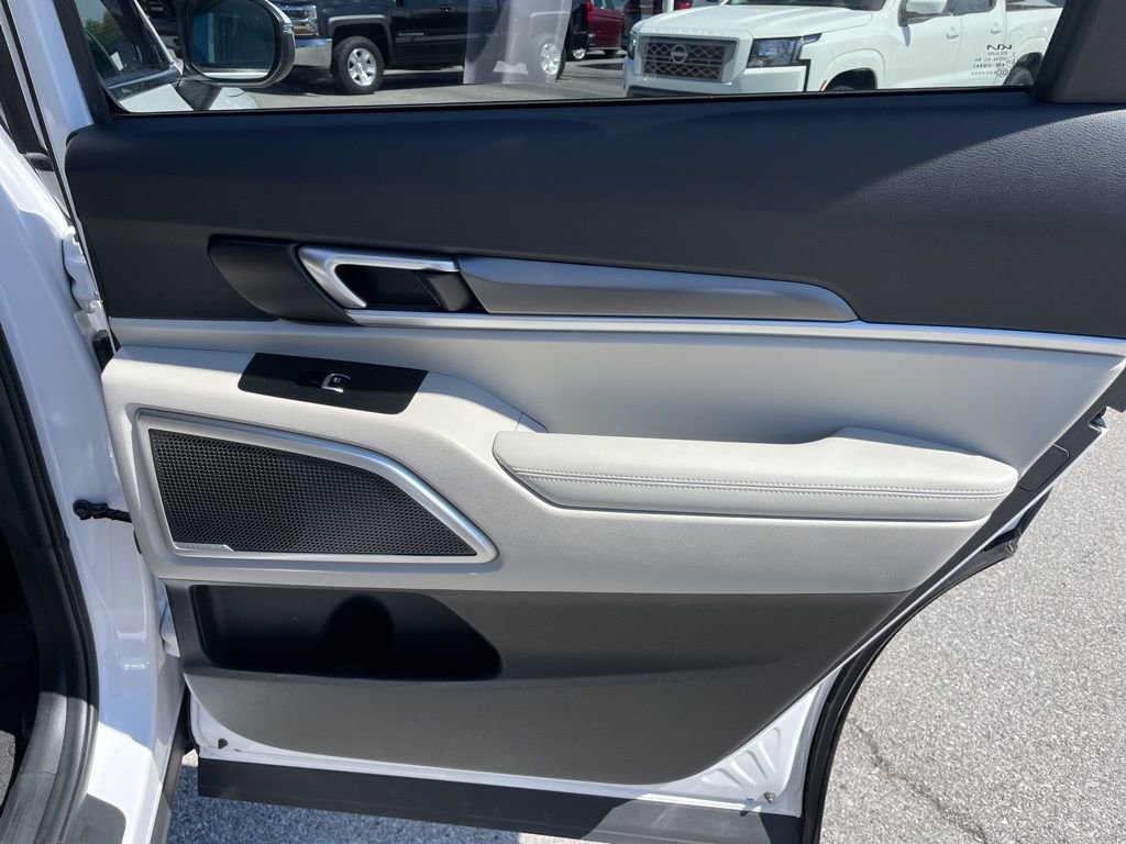 Used 2022 Kia Telluride S AWD/4WD image 40