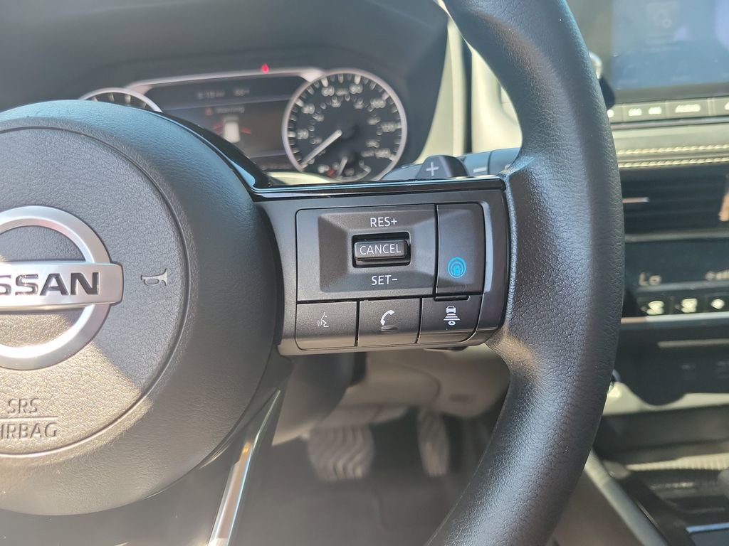 Used 2021 Nissan Rogue SV image 19