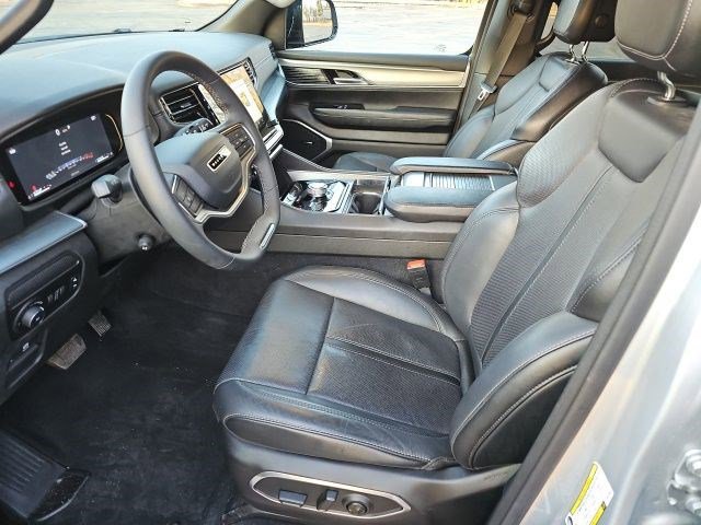 Used 2023 Jeep Wagoneer Series II image 19