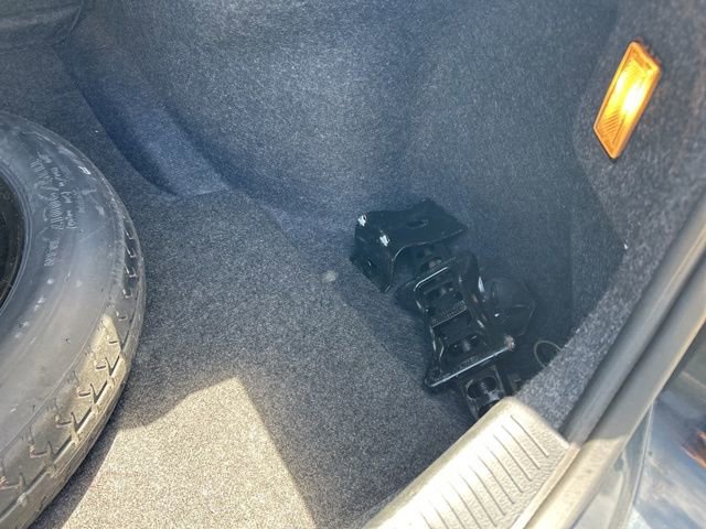 Used 2019 Dodge Charger SXT RWD image 10